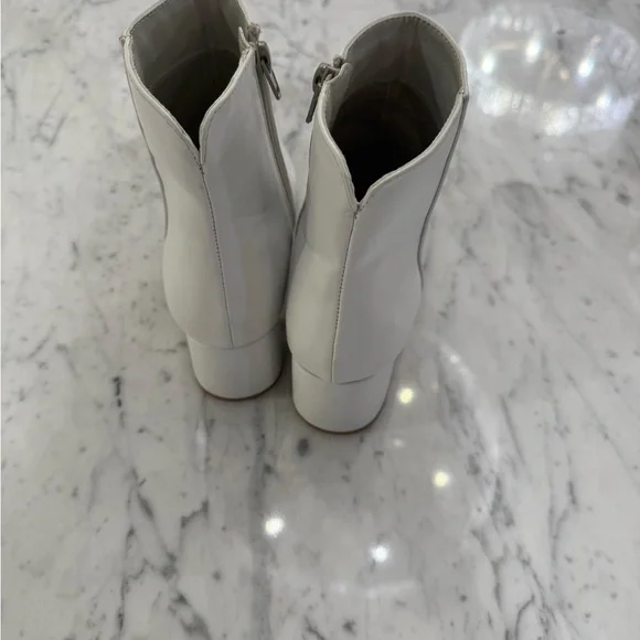 ❤️SOLD❤️ NEW CHINESE LAUNDRY WOMEN'S DAVINNA REBEL BOOTIE BONE WHITE US SIZE 5.5 - Picture 8 of 8